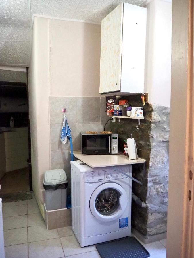 Authentic Guest Stay In The Heart Of Veliko Tarnovo Студио С Изглед Към Царевец Exterior foto