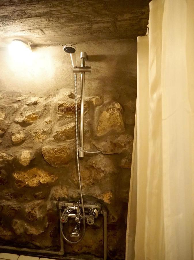 Authentic Guest Stay In The Heart Of Veliko Tarnovo Студио С Изглед Към Царевец Exterior foto